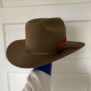 Short brimmed Stetson